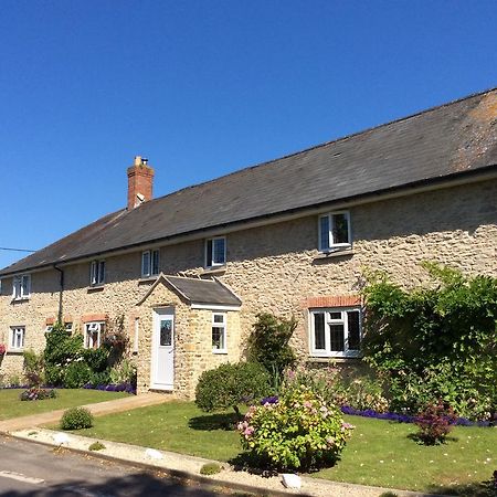 Bed and Breakfast Quiet Woman House Halstock Esterno foto